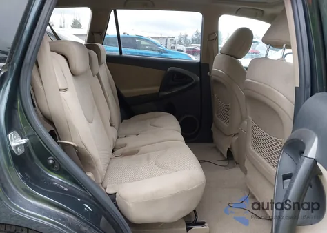 2011 Toyota Rav4 z USA, uszkodzony, nr VIN 2T3BF4DV6BW112708